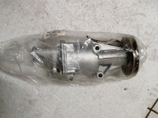 bontott FIAT UNO Vízpumpa