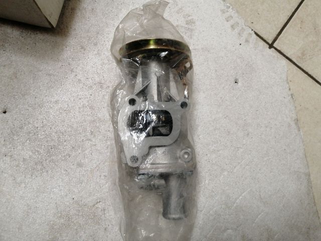 bontott FIAT UNO Vízpumpa