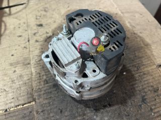 bontott FIAT UNO Generátor