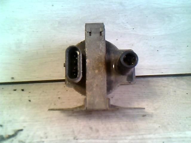 bontott FIAT UNO Gyújtótrafó