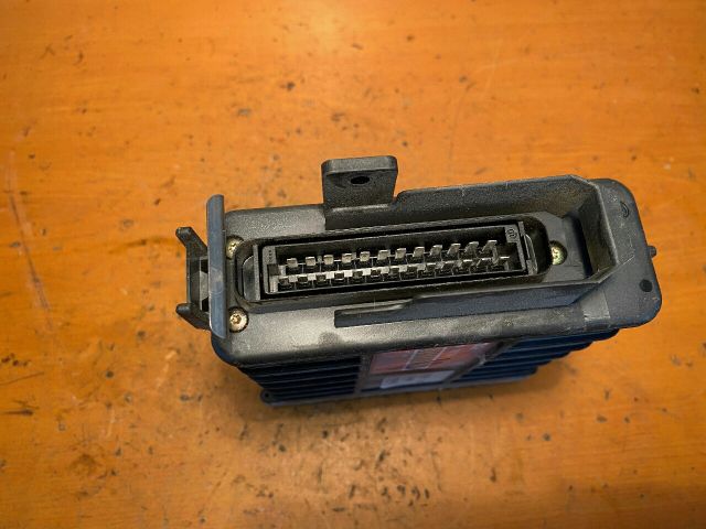 bontott FIAT UNO Motorvezérlő