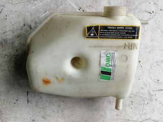 bontott FIAT UNO Kiegyenlítő Tartály