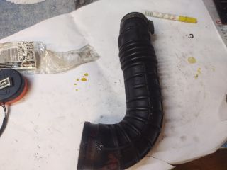 bontott FIAT UNO Légbeömlő Cső