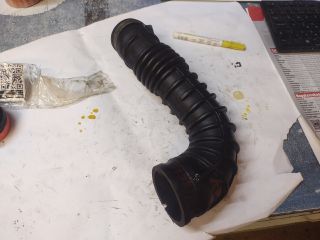 bontott FIAT UNO Légbeömlő Cső