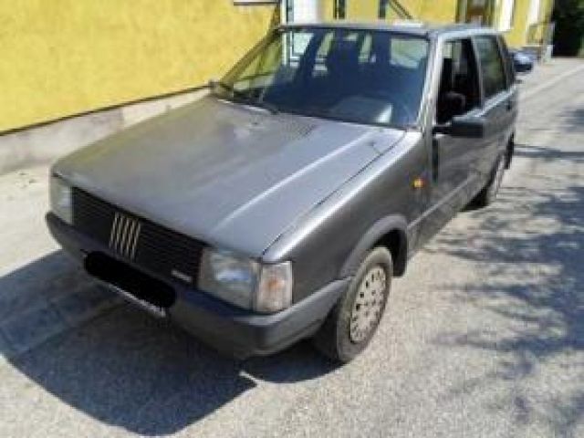 bontott FIAT UNO Tank