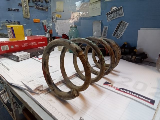 bontott FIAT UNO Hátsó Rugó