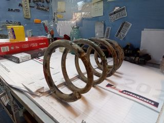 bontott FIAT UNO Hátsó Rugó