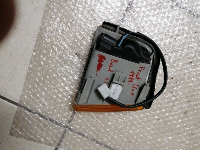 bontott FIAT UNO Bal első Irányjelző