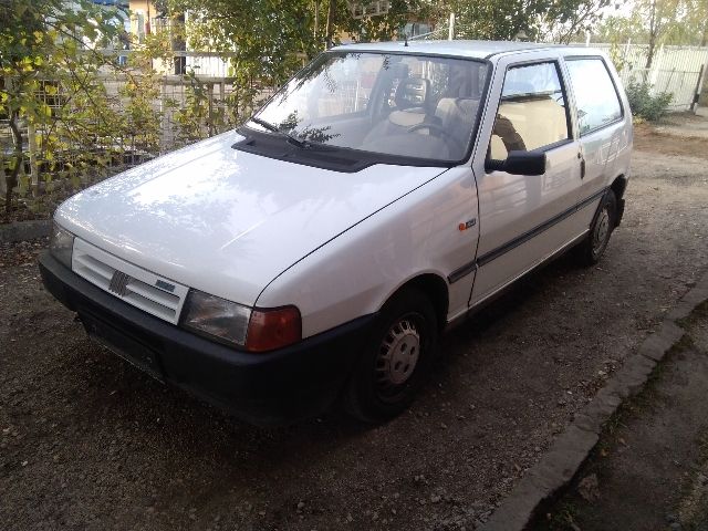 bontott FIAT UNO Bal első Sárvédő