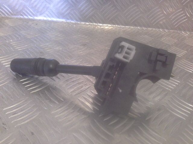 bontott FIAT UNO Bal Kormánykapcsoló Irányjelző