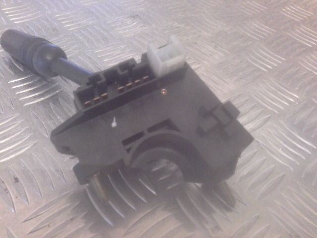 bontott FIAT UNO Bal Kormánykapcsoló Irányjelző