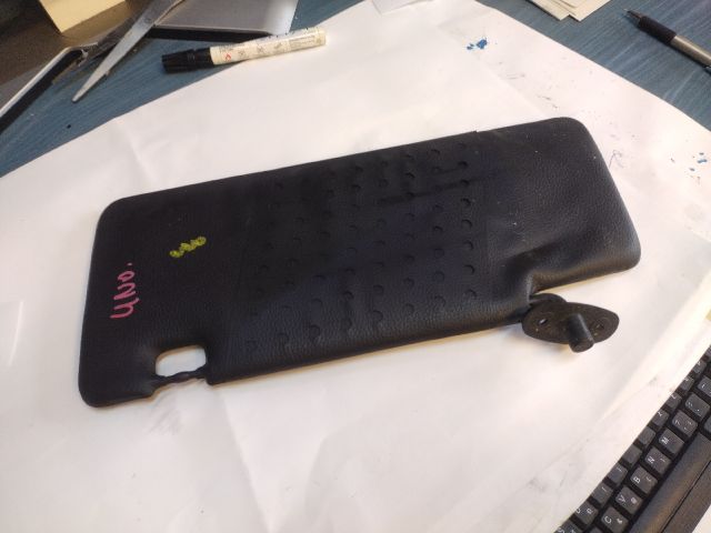 bontott FIAT UNO Bal Napellenző