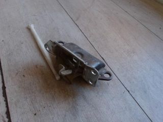 bontott FIAT UNO Csomagtérajtó Zárszerkezet