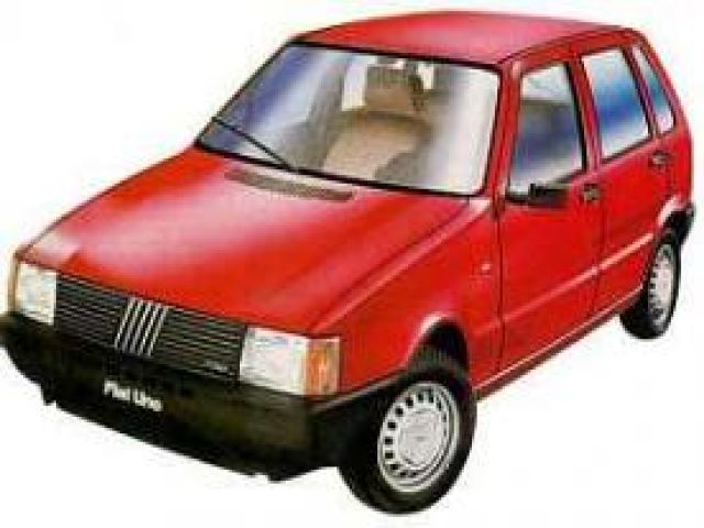 bontott FIAT UNO Hátsó Lökhárító (Üresen)