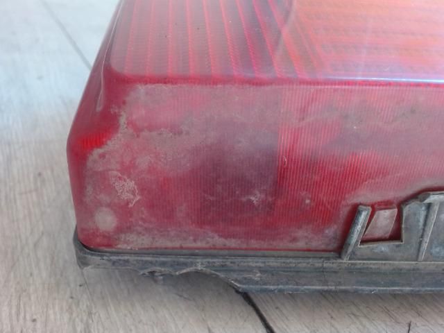 bontott FIAT UNO Jobb Hátsó Lámpa