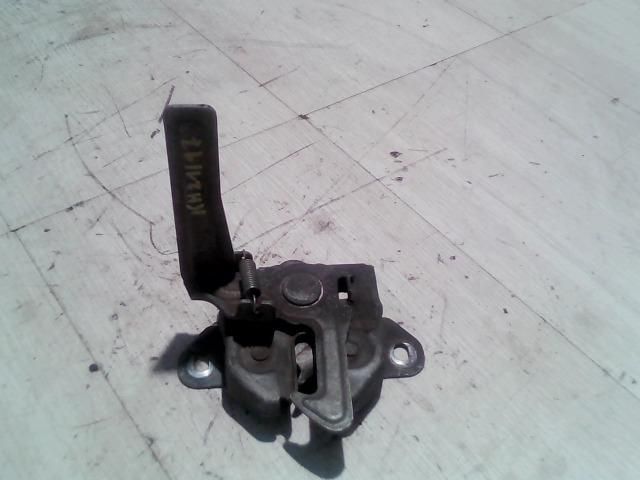 bontott FIAT UNO Motorháztető Zárszerkezet