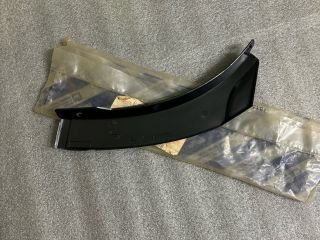 bontott FIAT UNO Műanyag Sárvédő Ív Díszléc