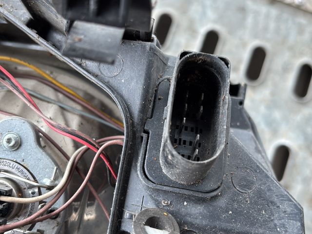 bontott FORD 6000-Serie Bal Fényszóró