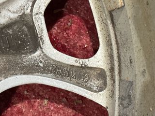 bontott FORD  Alufelni Gumival (1 db)