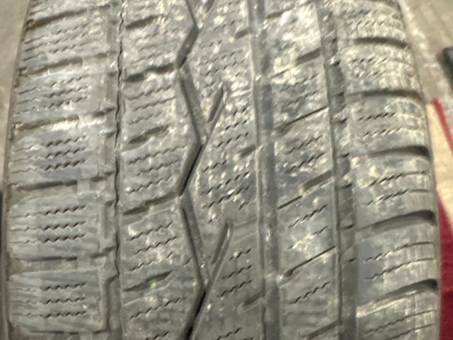 bontott FORD  Alufelni Gumival (1 db)