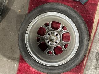 bontott FORD  Alufelni Gumival (1 db)