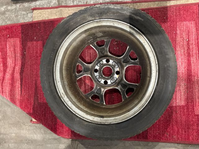 bontott FORD  Alufelni Gumival (1 db)