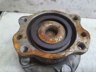 bontott FORD B-MAX Bal hátsó Kerékagy