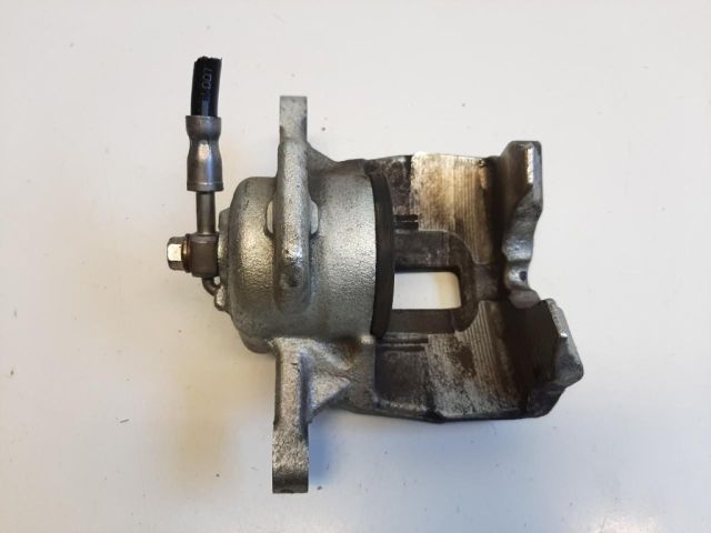 bontott FORD B-MAX Jobb első Féknyereg Munkahengerrel