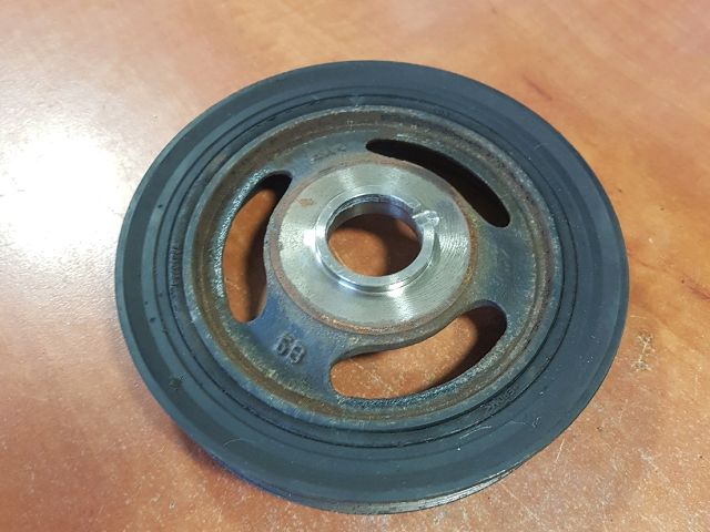 bontott FORD B-MAX Főtengely Szíjtárcsa