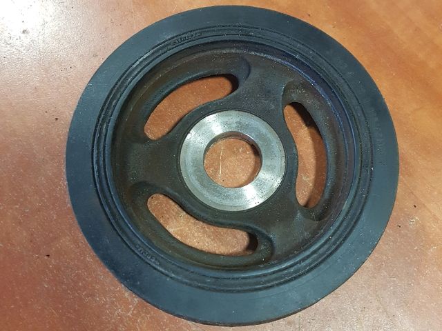 bontott FORD B-MAX Főtengely Szíjtárcsa