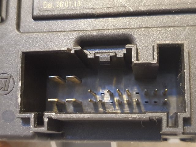 bontott FORD B-MAX Bal első Ajtó Vezérlőegység