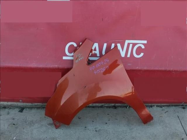 bontott FORD B-MAX Bal első Sárvédő