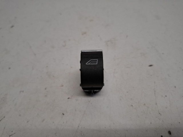 bontott FORD B-MAX Bal hátsó Ablakemelő Kapcsoló