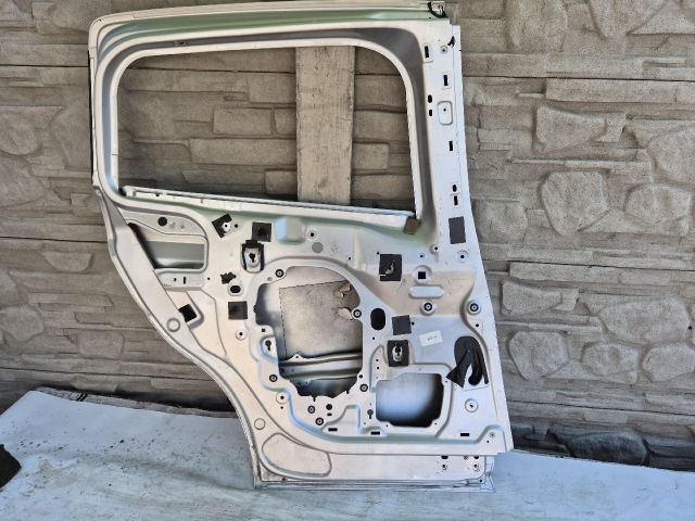 bontott FORD B-MAX Bal hátsó Ajtó (Üres lemez)