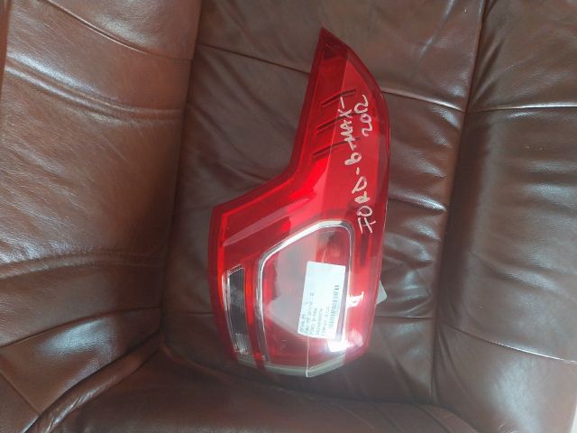 bontott FORD B-MAX Bal Hátsó Lámpa