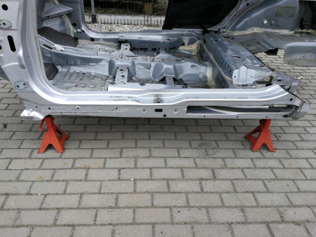 bontott FORD B-MAX Bal Küszöb