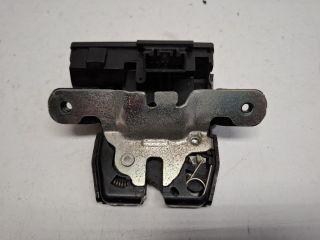 bontott FORD B-MAX Csomagtérajtó Zárszerkezet