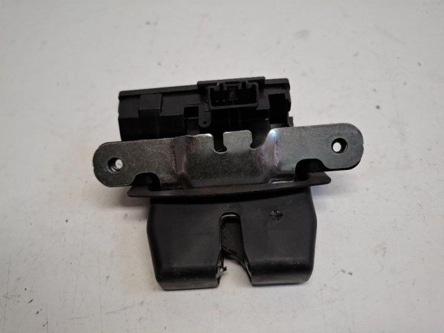 bontott FORD B-MAX Csomagtérajtó Zárszerkezet