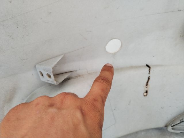 bontott FORD B-MAX Első Lökhárító (Üresen)