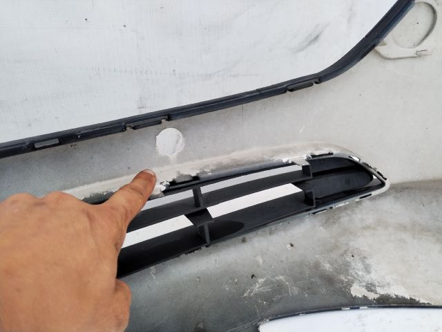 bontott FORD B-MAX Első Lökhárító (Üresen)