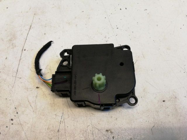 bontott FORD B-MAX Fűtés Állító Motor