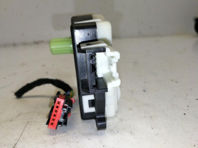 bontott FORD B-MAX Fűtés Állító Motor