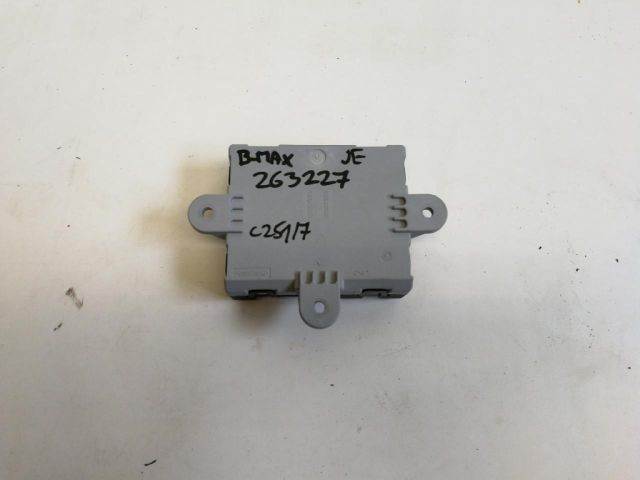 bontott FORD B-MAX Jobb első Ajtó Vezérlőegység