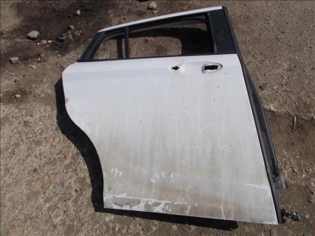 bontott FORD B-MAX Jobb hátsó Ajtó (Üres lemez)