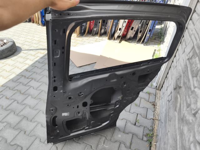 bontott FORD B-MAX Jobb hátsó Ajtó (Üres lemez)