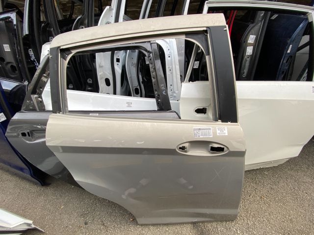 bontott FORD B-MAX Jobb hátsó Ajtó (Üres lemez)