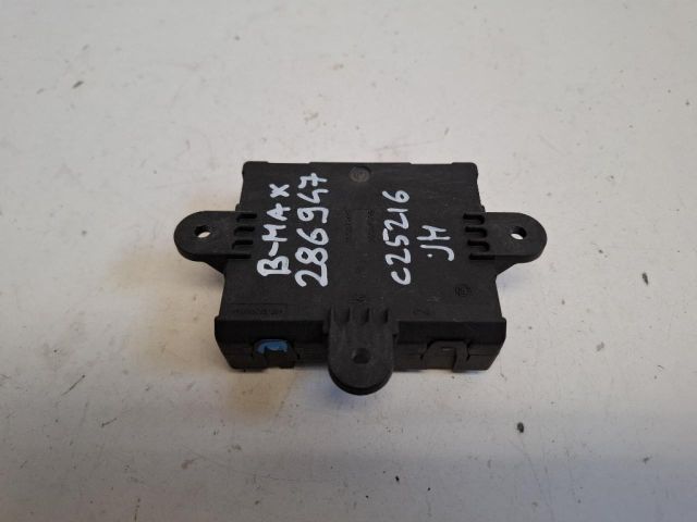 bontott FORD B-MAX Jobb hátsó Ajtó Vezérlőegység