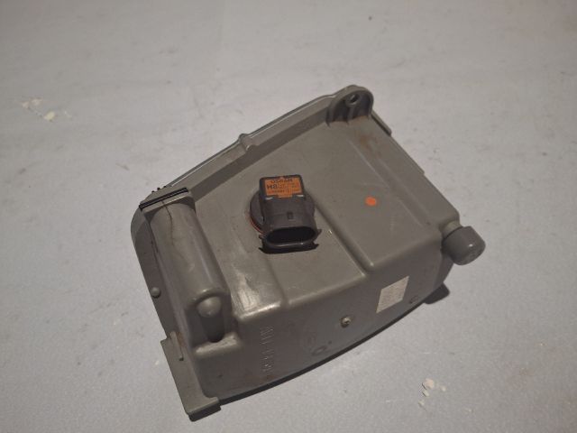 bontott FORD B-MAX Jobb Ködfényszóró