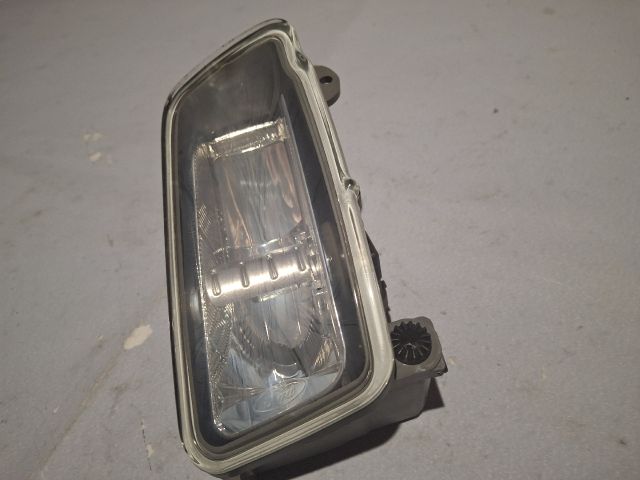 bontott FORD B-MAX Jobb Ködfényszóró