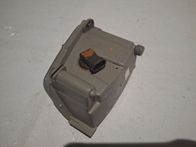 bontott FORD B-MAX Jobb Ködfényszóró